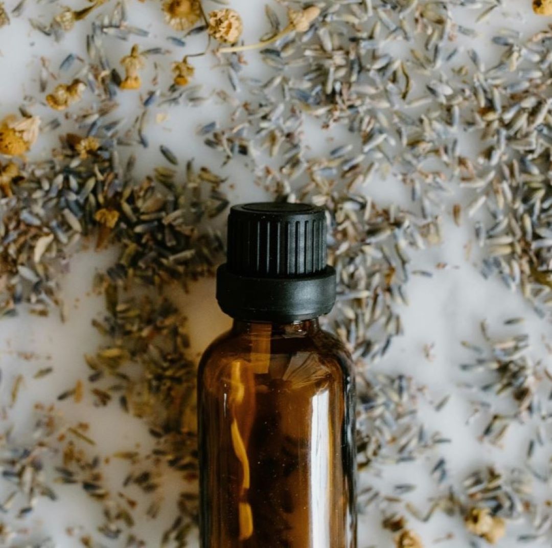 Benefits of Essential Oils for Mind, Body & Soul